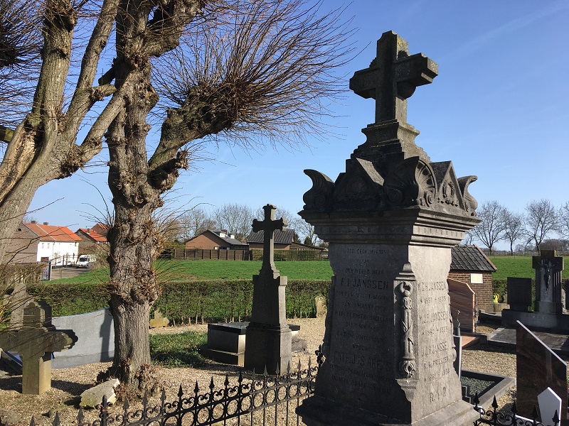 Oud-rector Cöp overleden